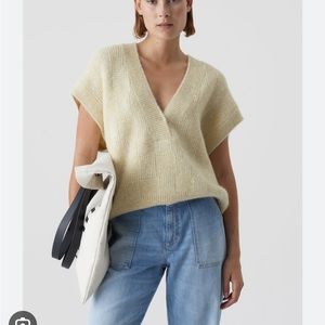 Closed Alpaca sweater vest